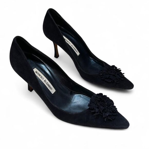 Manolo Blahnik Navy Suede pumps - Picture 5 of 5